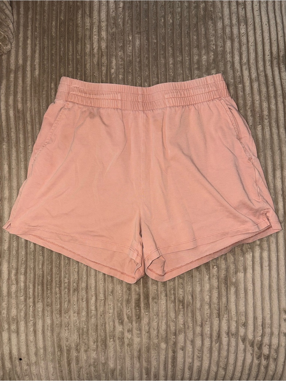 Aritzia Wilfred Free Peach Cotton Shorts